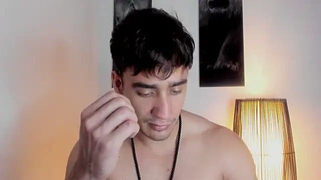 Snapshot of AlexRivera6 chatting on 11, 10, 2025 AlexRivera6 online show from 11, 10, 2025