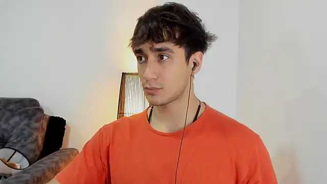 Snapshot of AlexRivera6 chatting on 19, 11, 2025 AlexRivera6 online show from 19, 11, 2025