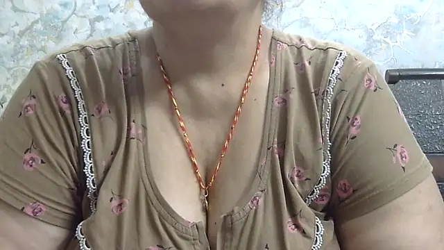 Snapshot of Kavya_XX chatting on 30, 9, 2025 Kavya XX online show from 30, 9, 2025