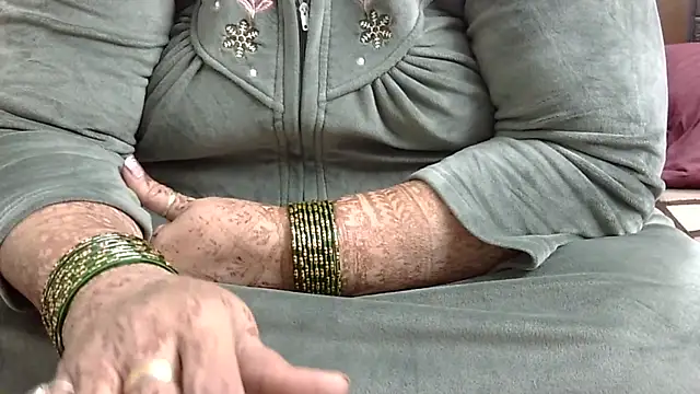 Snapshot of Kavya_XX chatting on 26, 11, 2025 Kavya XX online show from 26, 11, 2025