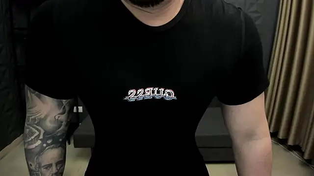 Snapshot of TonyWilcox chatting on 27, 1, 2025 TonyWilcox online show from 27, 1, 2025