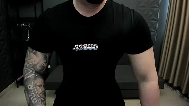 Snapshot of TonyWilcox chatting on 27, 1, 2025 TonyWilcox online show from 27, 1, 2025