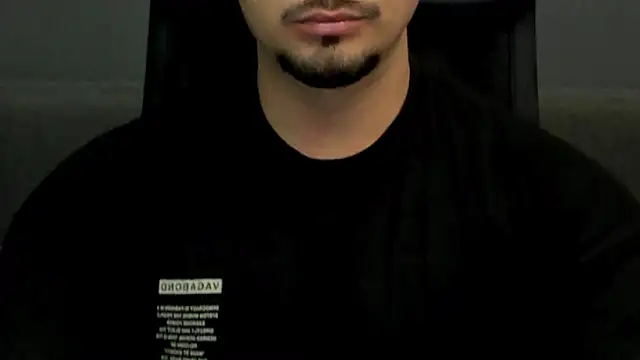 Snapshot of TonyWilcox chatting on 8, 2, 2025 TonyWilcox online show from 8, 2, 2025