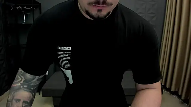 Snapshot of TonyWilcox chatting on 9, 2, 2025 TonyWilcox online show from 9, 2, 2025