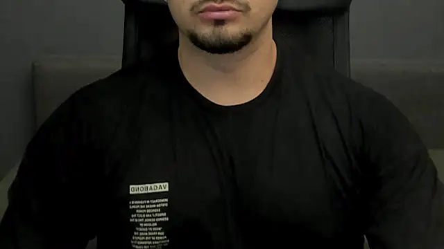 Snapshot of TonyWilcox chatting on 9, 2, 2025 TonyWilcox online show from 9, 2, 2025