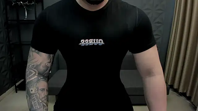 Snapshot of TonyWilcox chatting on 10, 2, 2025 TonyWilcox online show from 10, 2, 2025