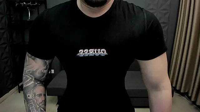 Snapshot of TonyWilcox chatting on 15, 2, 2025 TonyWilcox online show from 15, 2, 2025