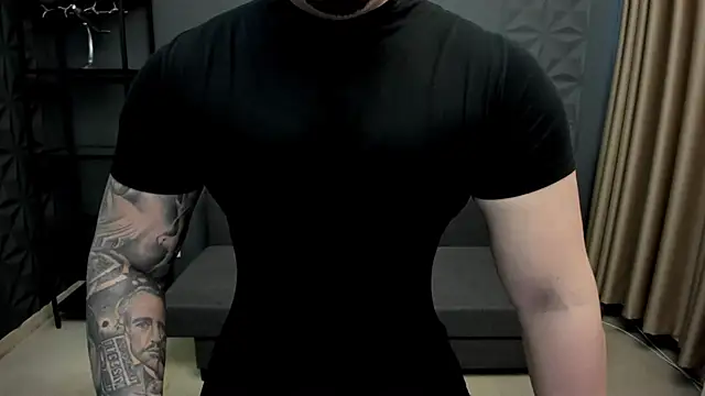 Snapshot of TonyWilcox chatting on 20, 2, 2025 TonyWilcox online show from 20, 2, 2025