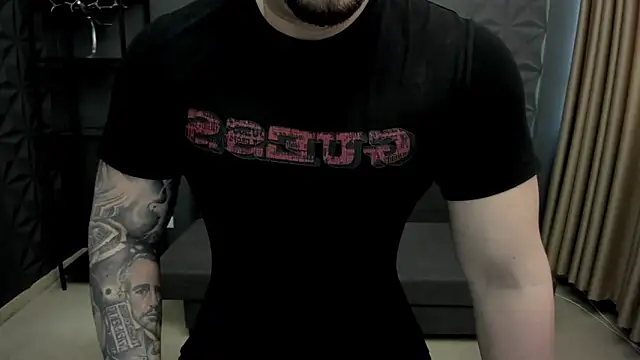 Snapshot of TonyWilcox chatting on 23, 2, 2025 TonyWilcox online show from 23, 2, 2025