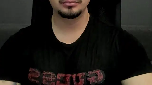 Snapshot of TonyWilcox chatting on 2, 3, 2025 TonyWilcox online show from 2, 3, 2025