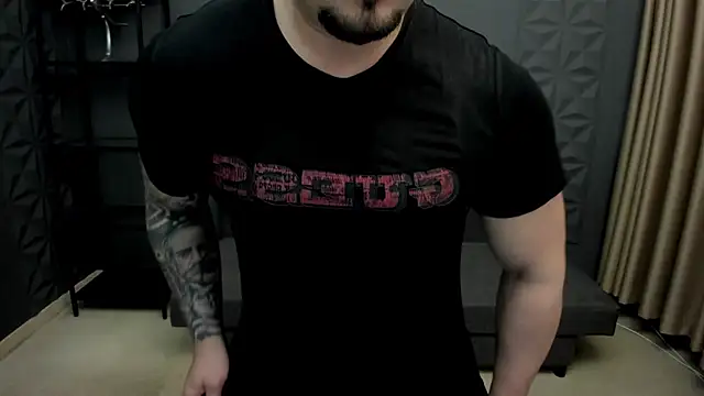 Snapshot of TonyWilcox chatting on 7, 3, 2025 TonyWilcox online show from 7, 3, 2025