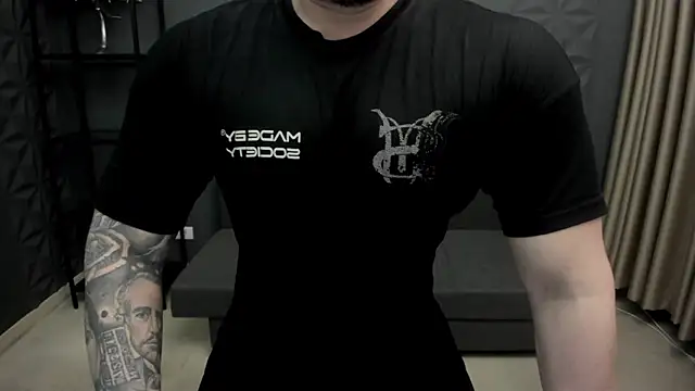 Snapshot of TonyWilcox chatting on 13, 3, 2025 TonyWilcox online show from 13, 3, 2025