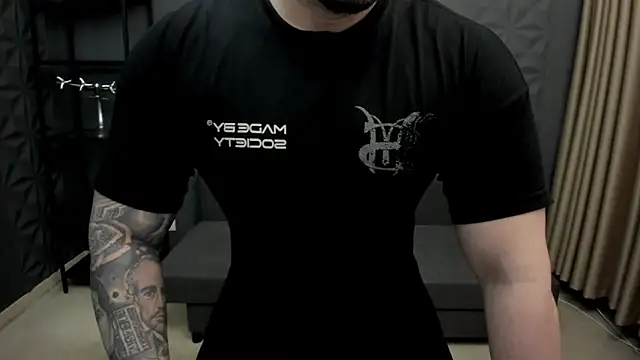 Snapshot of TonyWilcox chatting on 18, 3, 2025 TonyWilcox online show from 18, 3, 2025