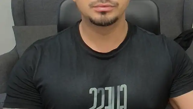 Snapshot of TonyWilcox chatting on 27, 9, 2025 TonyWilcox online show from 27, 9, 2025