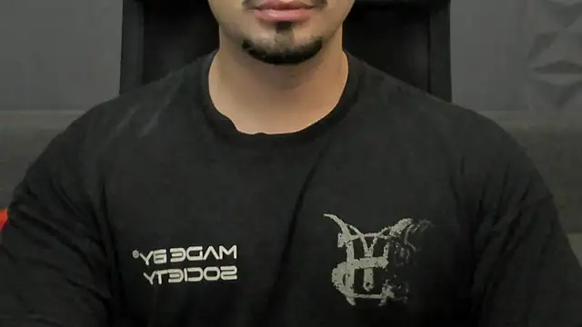 Snapshot of TonyWilcox chatting on 8, 10, 2025 TonyWilcox online show from 8, 10, 2025