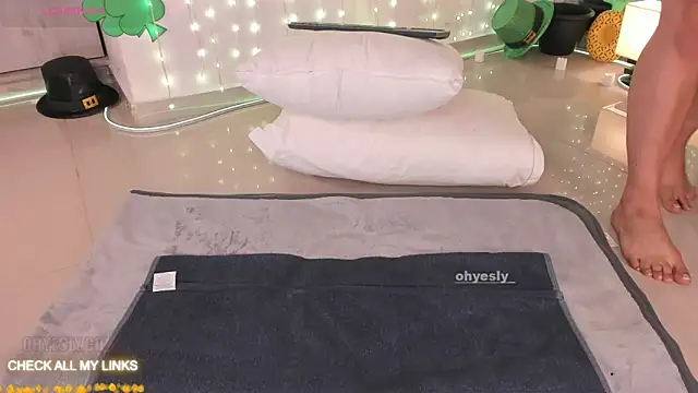 ohyesly  online show from 2, 3, 2026