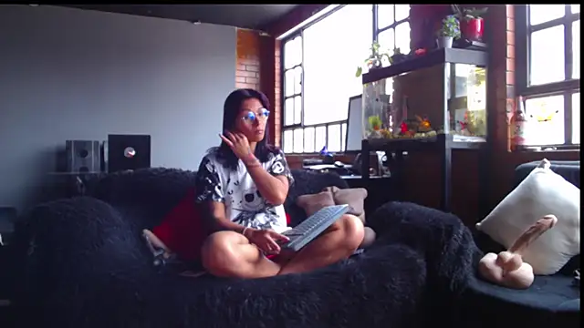 Snapshot of Sofynix chatting on 17, 2, 2025 Sofynix online show from 17, 2, 2025