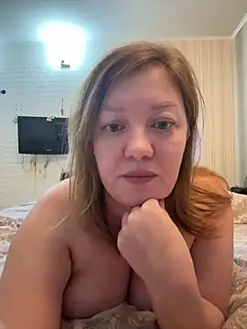 Snapshot of BBWOOW chatting on 8, 11, 2025 BBWOOW online show from 8, 11, 2025