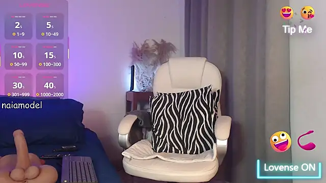 Naia Ross 1 online show from 7, 1, 2026