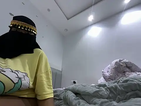 Snapshot of Submissive_Arab chatting on 23, 2, 2025 Submissive Arab online show from 23, 2, 2025