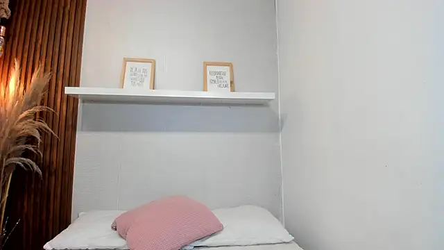 LANA-JONNES online show from 11, 1, 2026