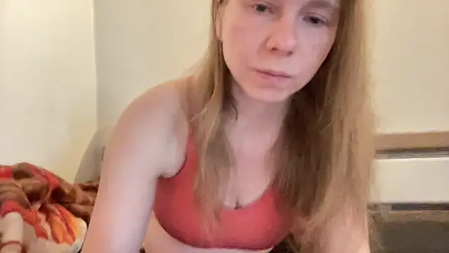 Snapshot of SweetLucy96 chatting on 19, 3, 2025 SweetLucy96 online show from 19, 3, 2025