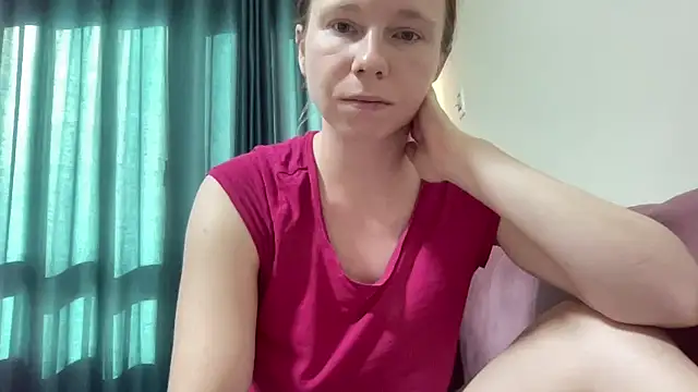 Snapshot of SweetLucy96 chatting on 12, 10, 2025 SweetLucy96 online show from 12, 10, 2025