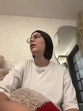  Niah  online show from 30, 1, 2025