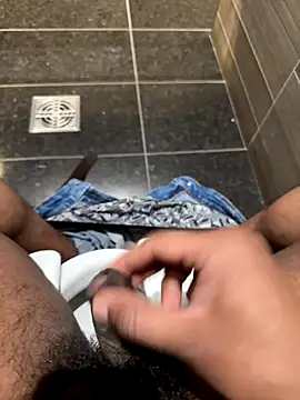 Snapshot of Pavan921 chatting on 22, 12, 2025 Pavan921 online show from 22, 12, 2025