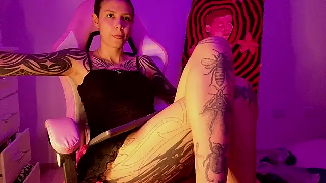 goddess vee  online show from 1, 4, 2026