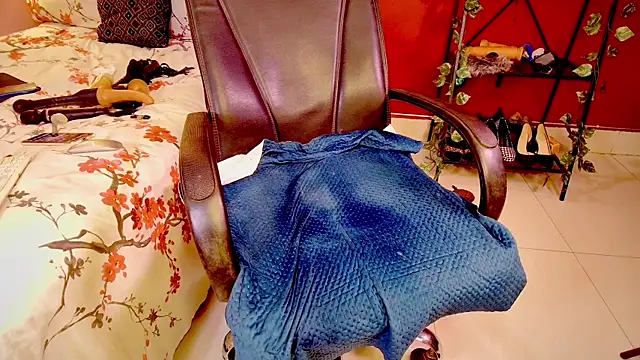 Snapshot of Naughty_nightz chatting on 21, 2, 2025 Naughty nightz online show from 21, 2, 2025