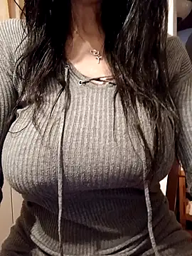 Snapshot of eva750 chatting on 26, 2, 2025 eva750 online show from 26, 2, 2025