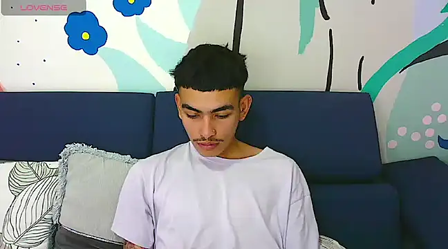 Snapshot of sorry-mom69 chatting on 6, 12, 2024 sorry-mom69 online show from 6, 12, 2024