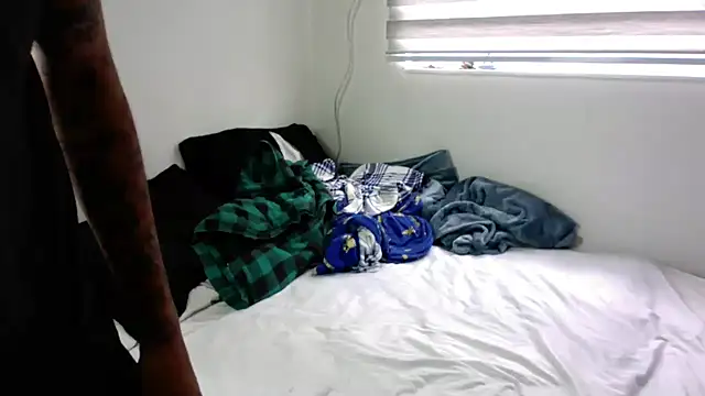 Snapshot of sorry-mom69 chatting on 2, 10, 2025 sorry-mom69 online show from 2, 10, 2025