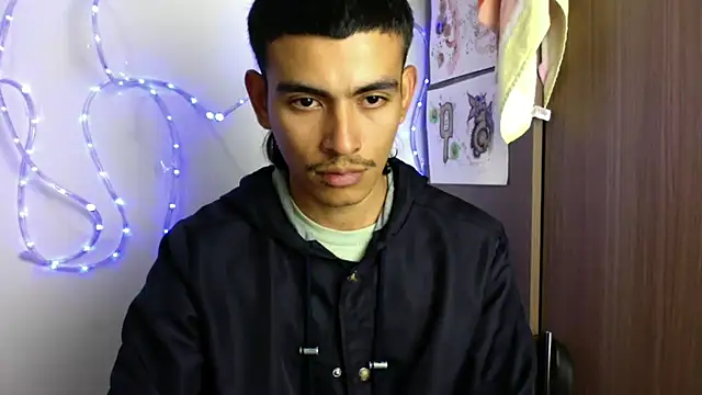 Snapshot of sorry-mom69 chatting on 28, 11, 2025 sorry-mom69 online show from 28, 11, 2025