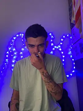 Snapshot of sorry-mom69 chatting on 29, 11, 2025 sorry-mom69 online show from 29, 11, 2025