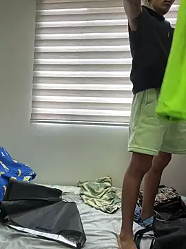 sorry-mom69 online show from 18, 4, 2026