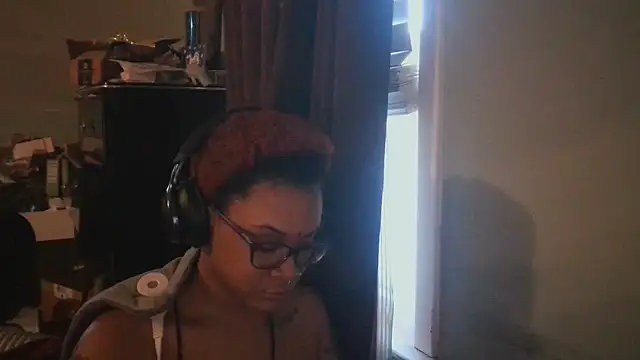 nickytheehawtie online show from 7, 2, 2026