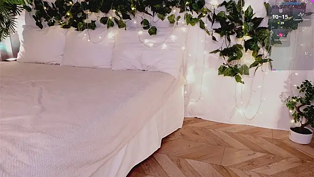 Snapshot of Elfa_Mirielle chatting on 22, 2, 2025 Elfa Mirielle online show from 22, 2, 2025