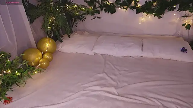 Snapshot of Elfa_Mirielle chatting on 15, 10, 2025 Elfa Mirielle online show from 15, 10, 2025