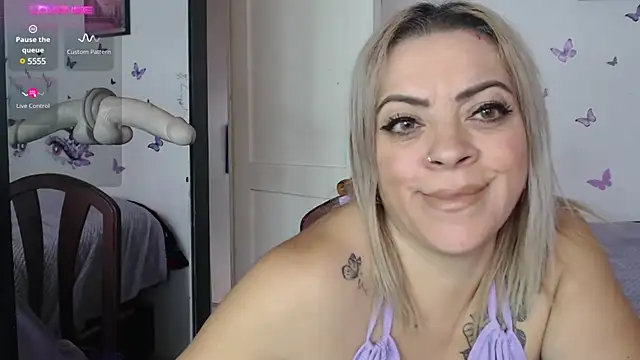 Snapshot of LIila28six chatting on 27, 1, 2025 LIila28six online show from 27, 1, 2025