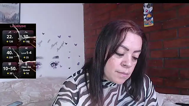 LIila28six online show from 10, 4, 2026