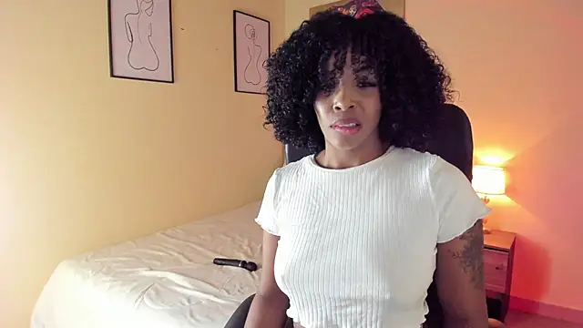 Snapshot of AitanaBrown_ chatting on 31, 1, 2025 AitanaBrown online show from 31, 1, 2025