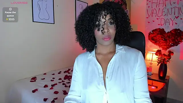 Snapshot of AitanaBrown_ chatting on 14, 2, 2025 AitanaBrown online show from 14, 2, 2025