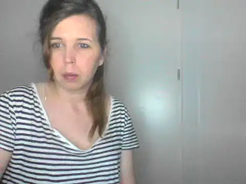 Snapshot of loveis007 chatting on 12, 3, 2025 loveis007 online show from 12, 3, 2025