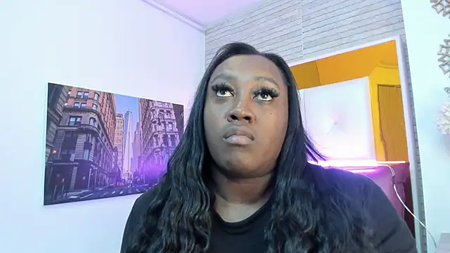 ShaniaBrownn online show from 4, 12, 2025