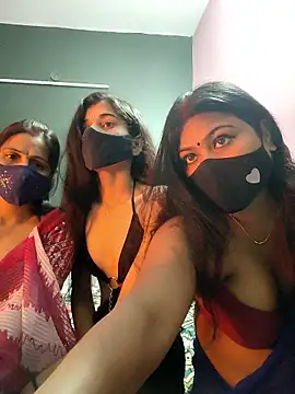 Snapshot of cutee__crazy chatting on 14, 1, 2026 cutee crazy online show from 14, 1, 2026