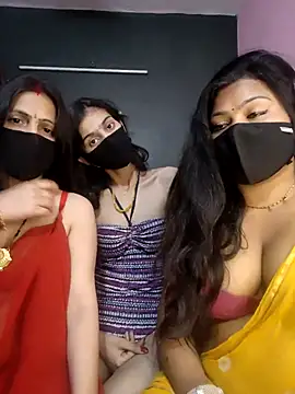 Snapshot of cutee__crazy chatting on 22, 2, 2026 cutee crazy online show from 22, 2, 2026