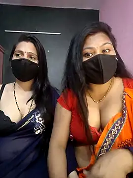 Snapshot of cutee__crazy chatting on 27, 2, 2026 cutee crazy online show from 27, 2, 2026