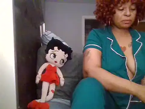 Snapshot of MSweetLindaParks chatting on 5, 1, 2025 MSweetLindaParks online show from 5, 1, 2025